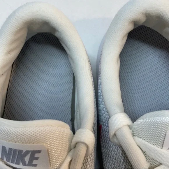 Nike Women's Gray and Pink Sneakers (Size 10) - Picture 4 of 8